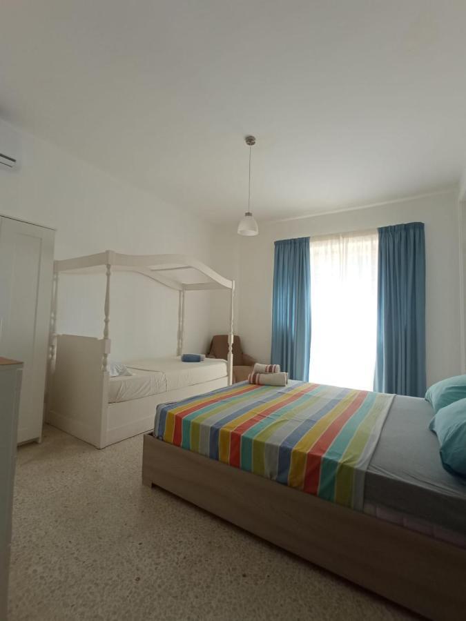 Modern Bedroom Gzira Exterior photo